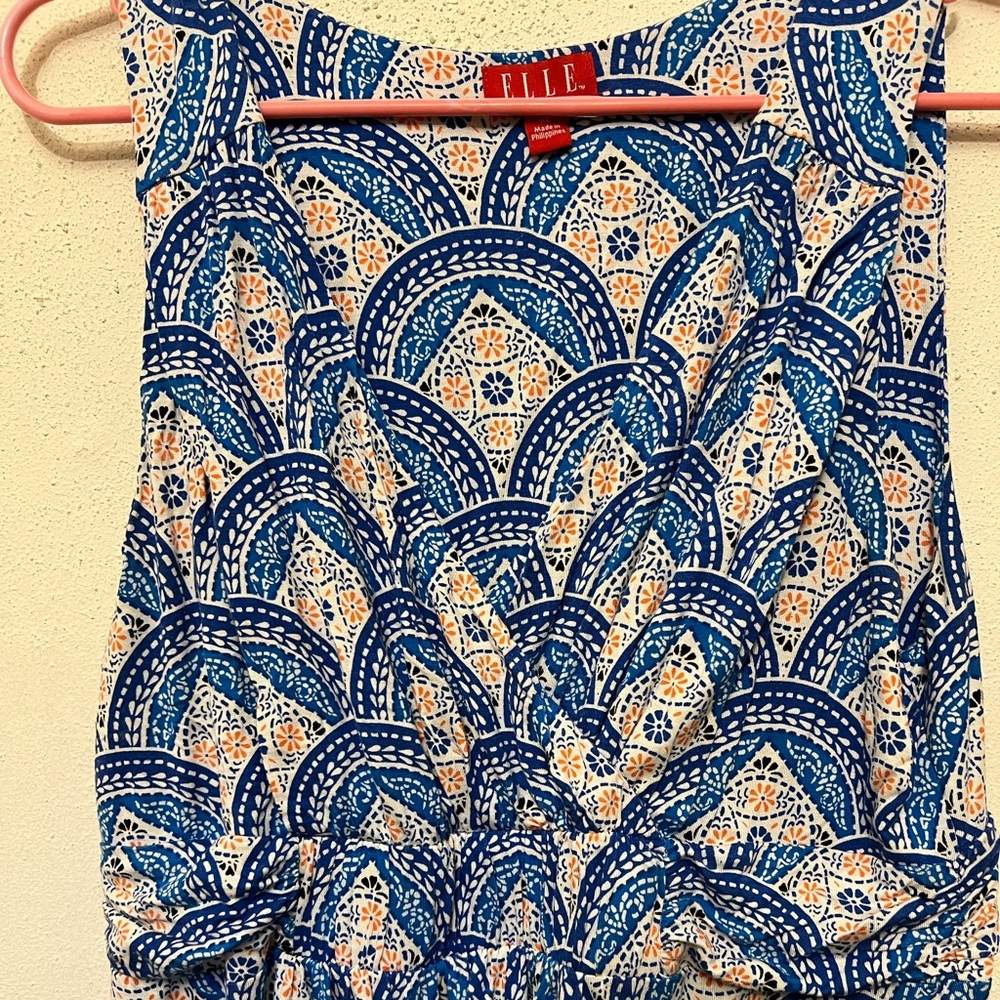 Sleeveless summer dress